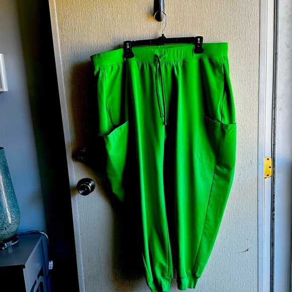 Mandala Scrub set size 2X - Picture 9 of 13